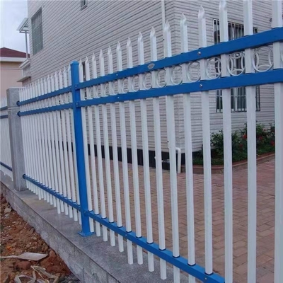 Le PVC de cour a enduit l'OEM d'ODM décoratif en acier galvanisé de barrière de Zine